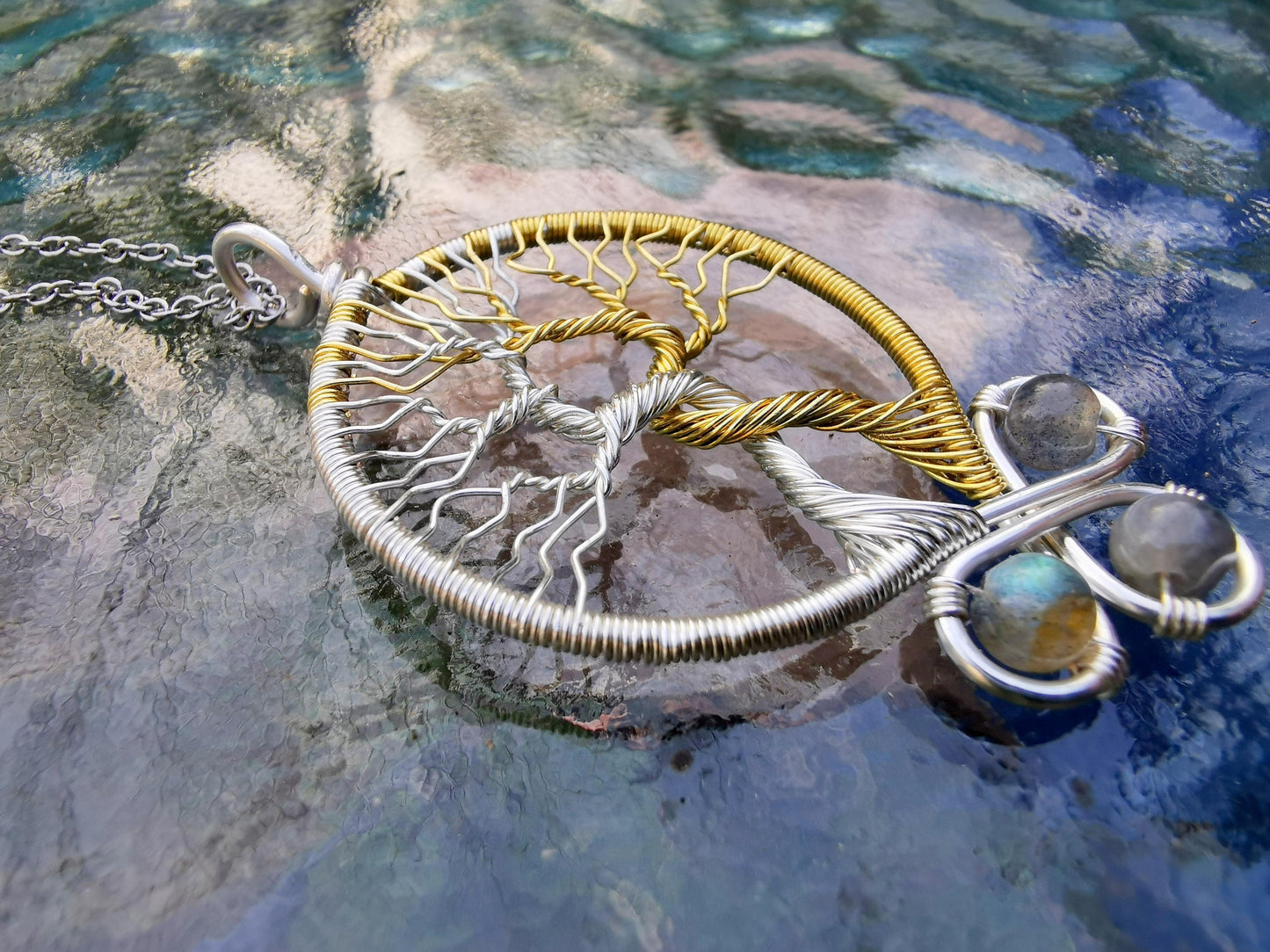 Fantasy inspired pendant: The Two Trees