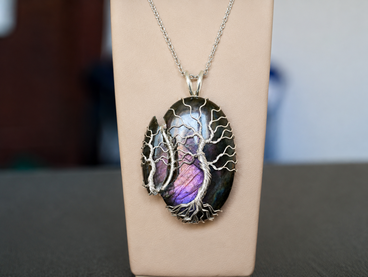 Tree pendant with a broken labradorite gemstone