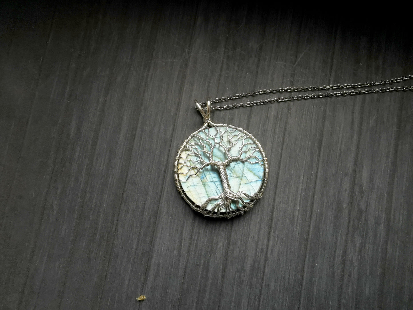 Tree pendant with a labradorite gemstone