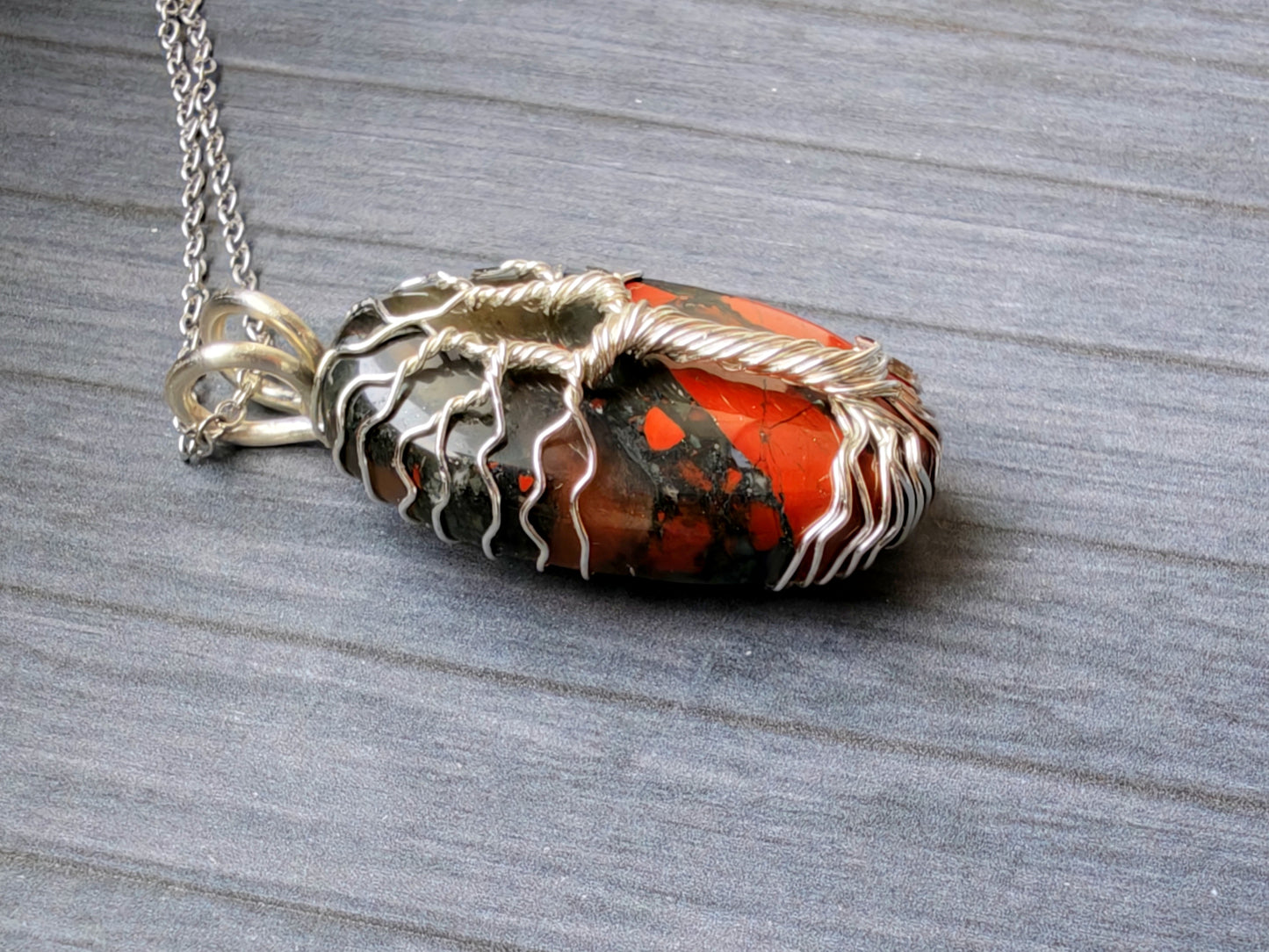 Tree pendant with a bloodstone gemstone