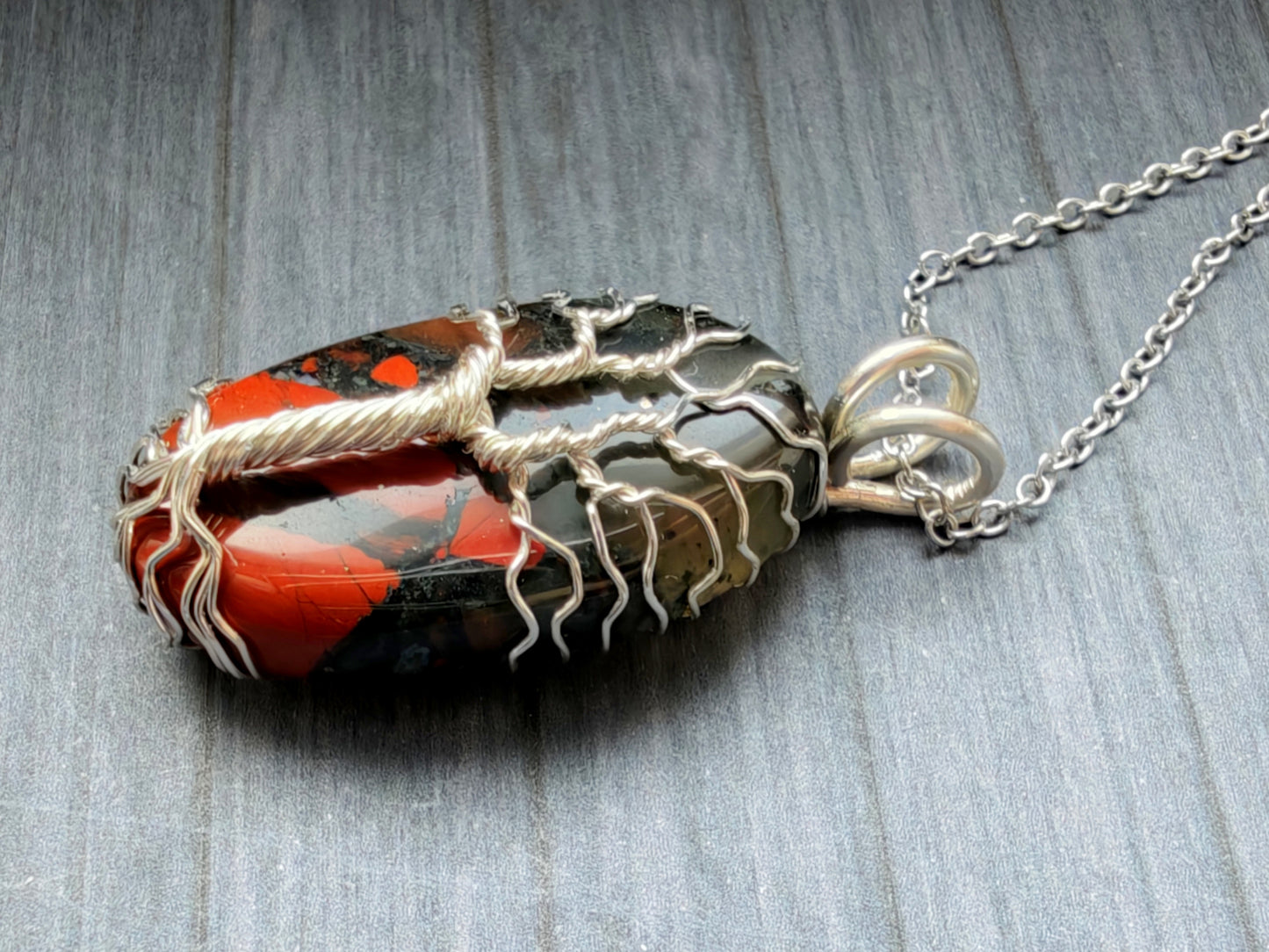 Tree pendant with a bloodstone gemstone