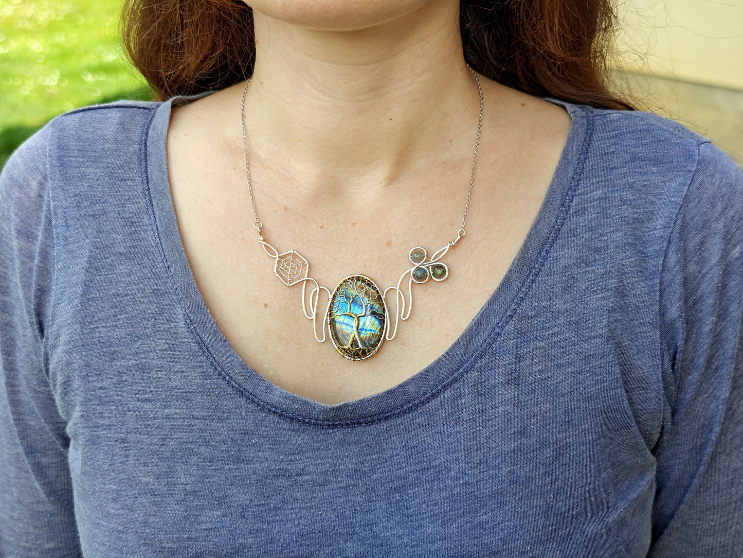 Fantasy inspired necklace: The Two Trees