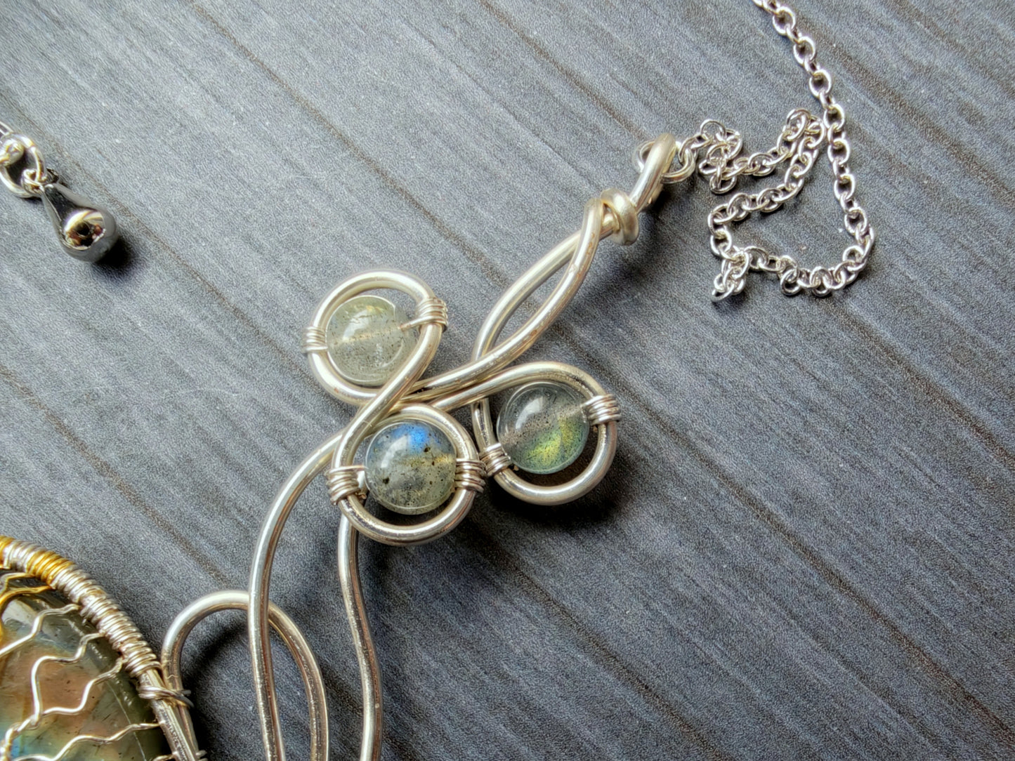 Fantasy inspired necklace: The Two Trees