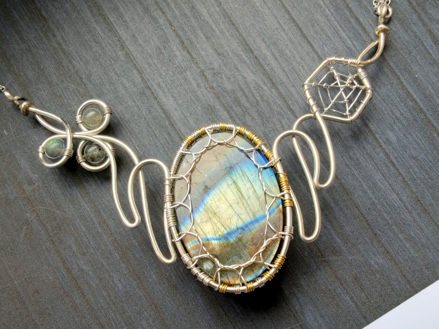 Fantasy inspired necklace: The Two Trees