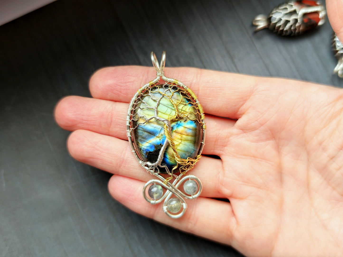 Fantasy inspired pendant: The Two Trees