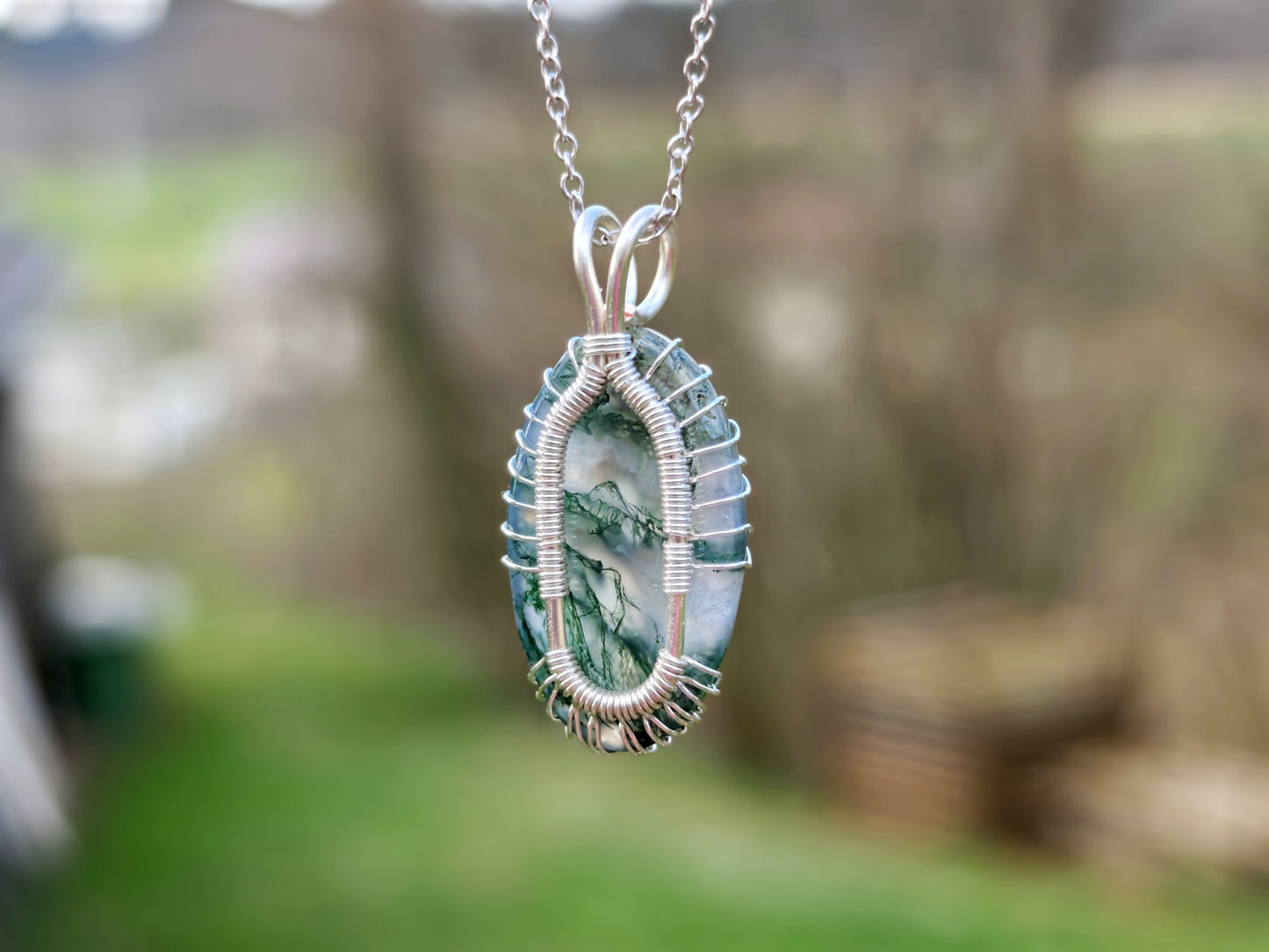 Tree pendant with a moss agate gemstone