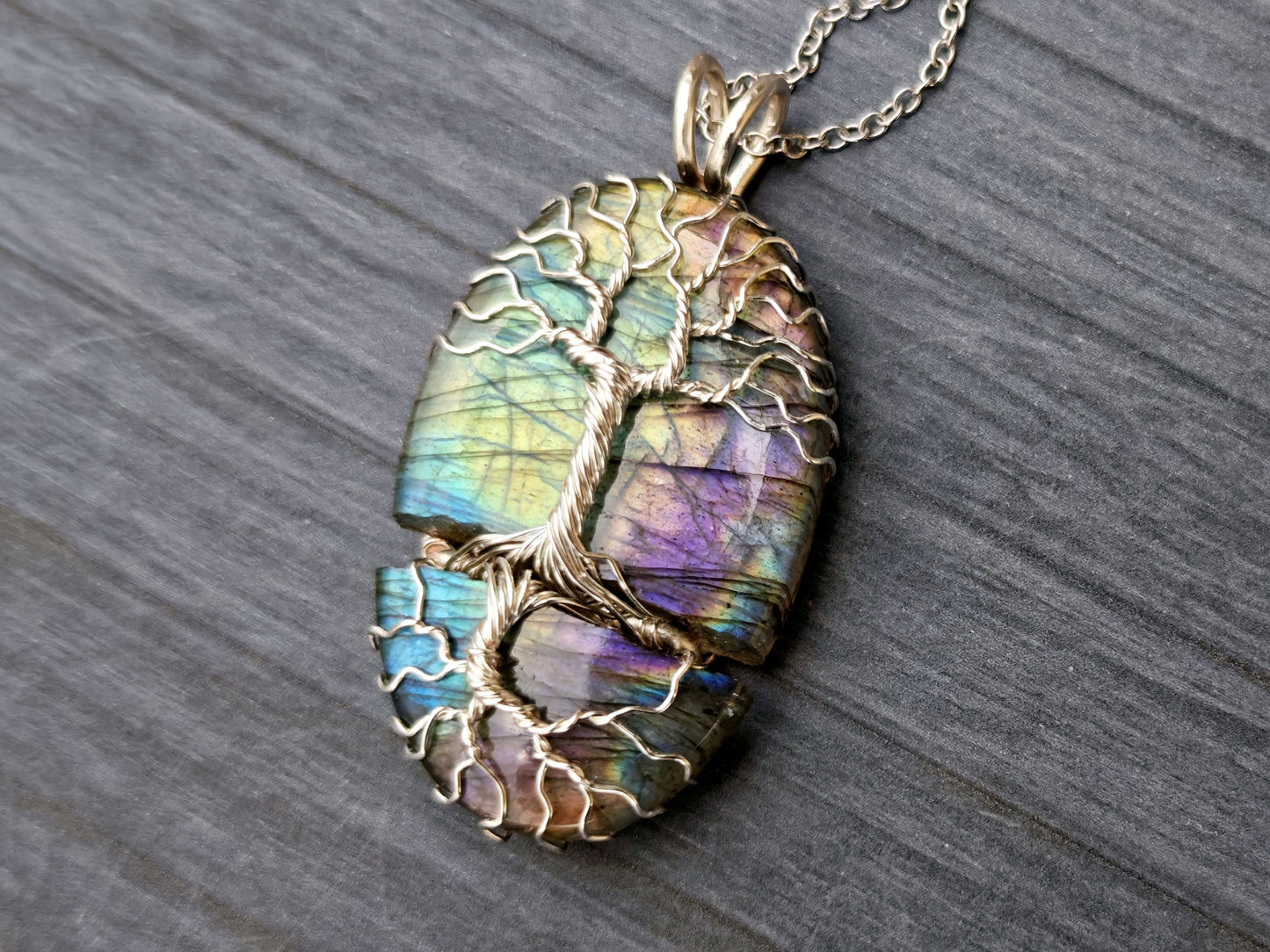 Tree pendant with a broken labradorite gemstone