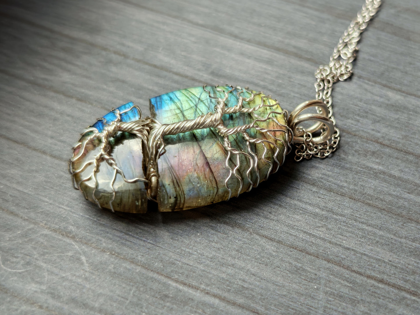 Tree pendant with a broken labradorite gemstone