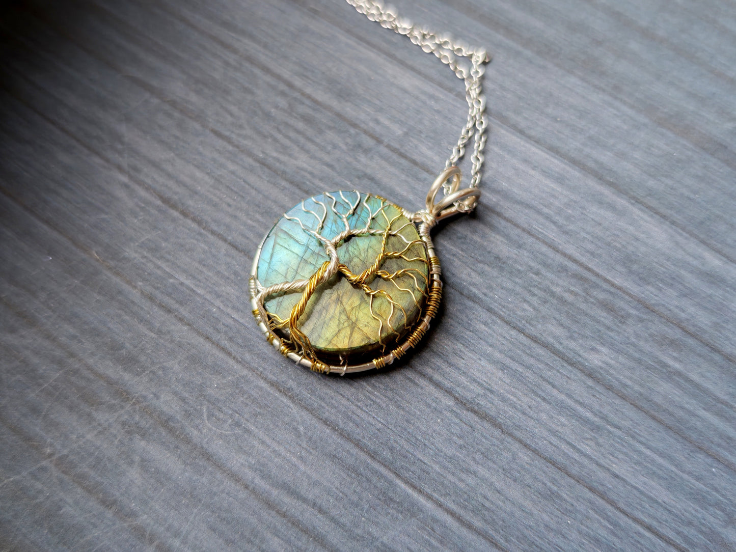 Fantasy inspired pendant: The Two Trees