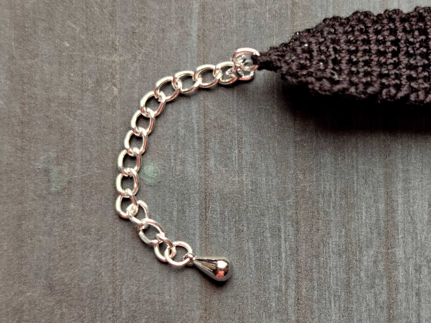 Crochet tree bracelet with a black onyx gemstone