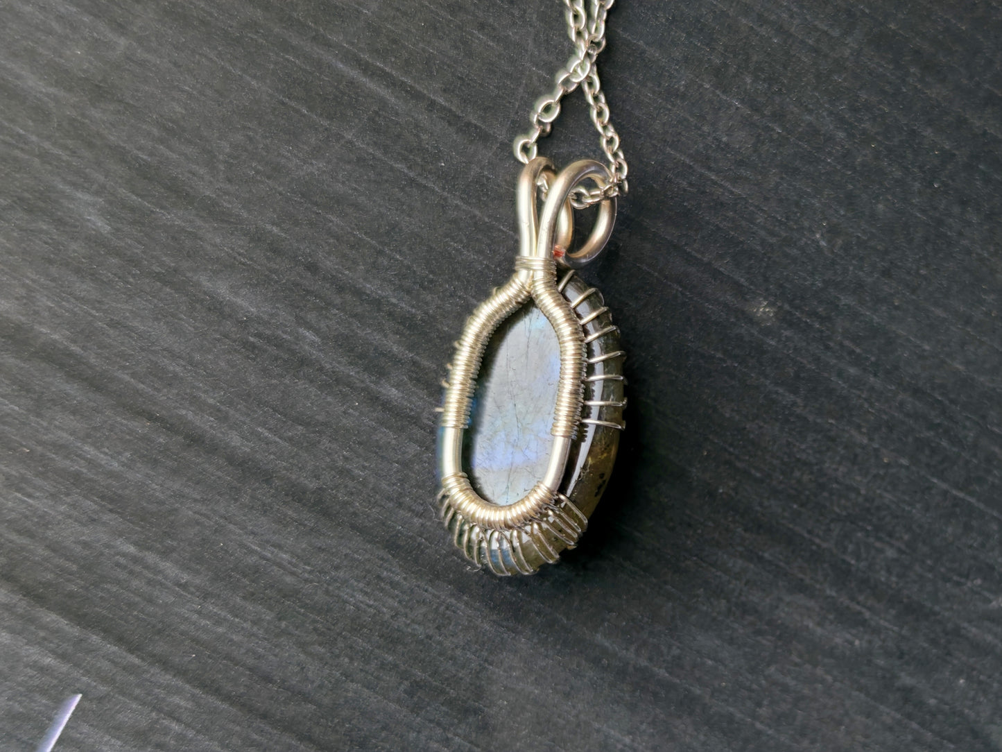 Tree pendant with a labradorite gemstone