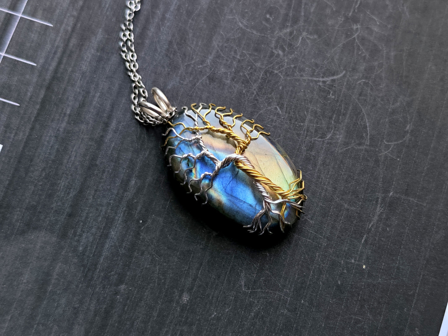 Fantasy inspired pendant: The Two Trees
