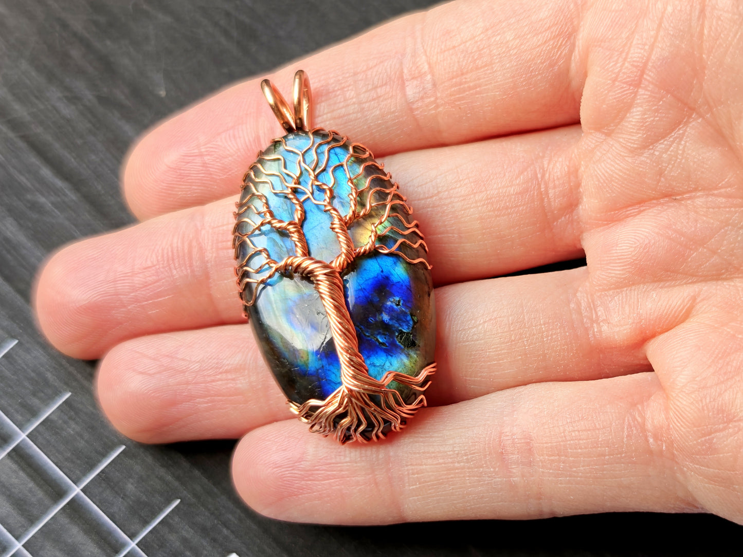 Tree pendant with a labradorite gemstone