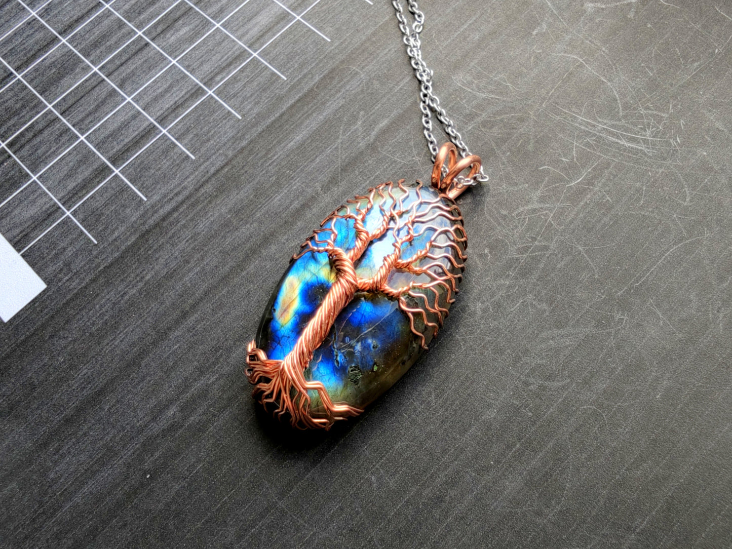 Tree pendant with a labradorite gemstone
