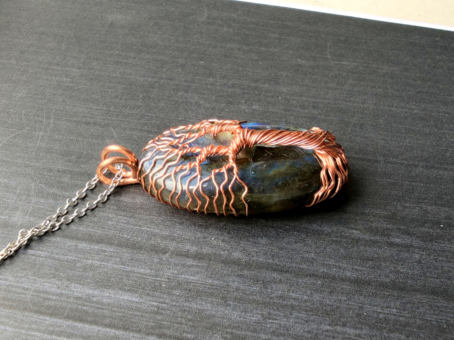 Tree pendant with a labradorite gemstone