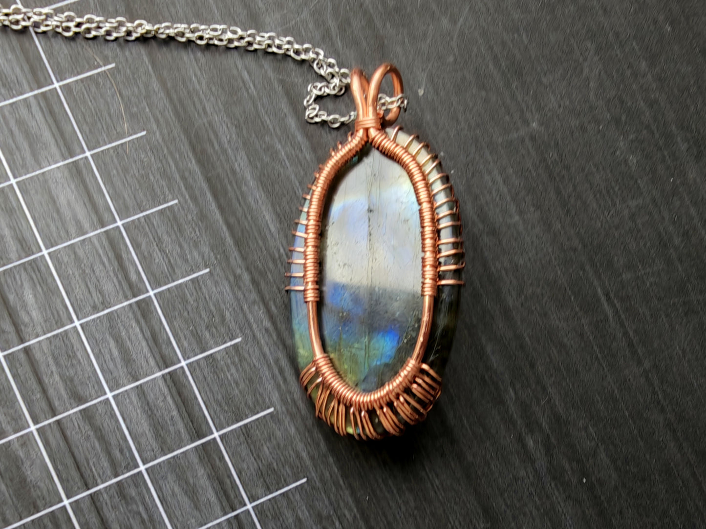 Tree pendant with a labradorite gemstone