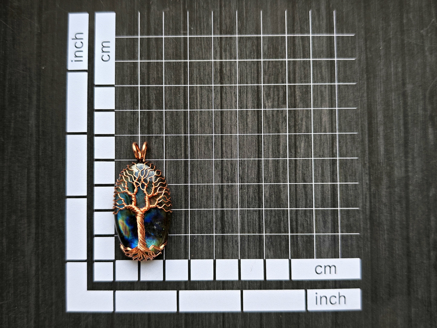 Tree pendant with a labradorite gemstone