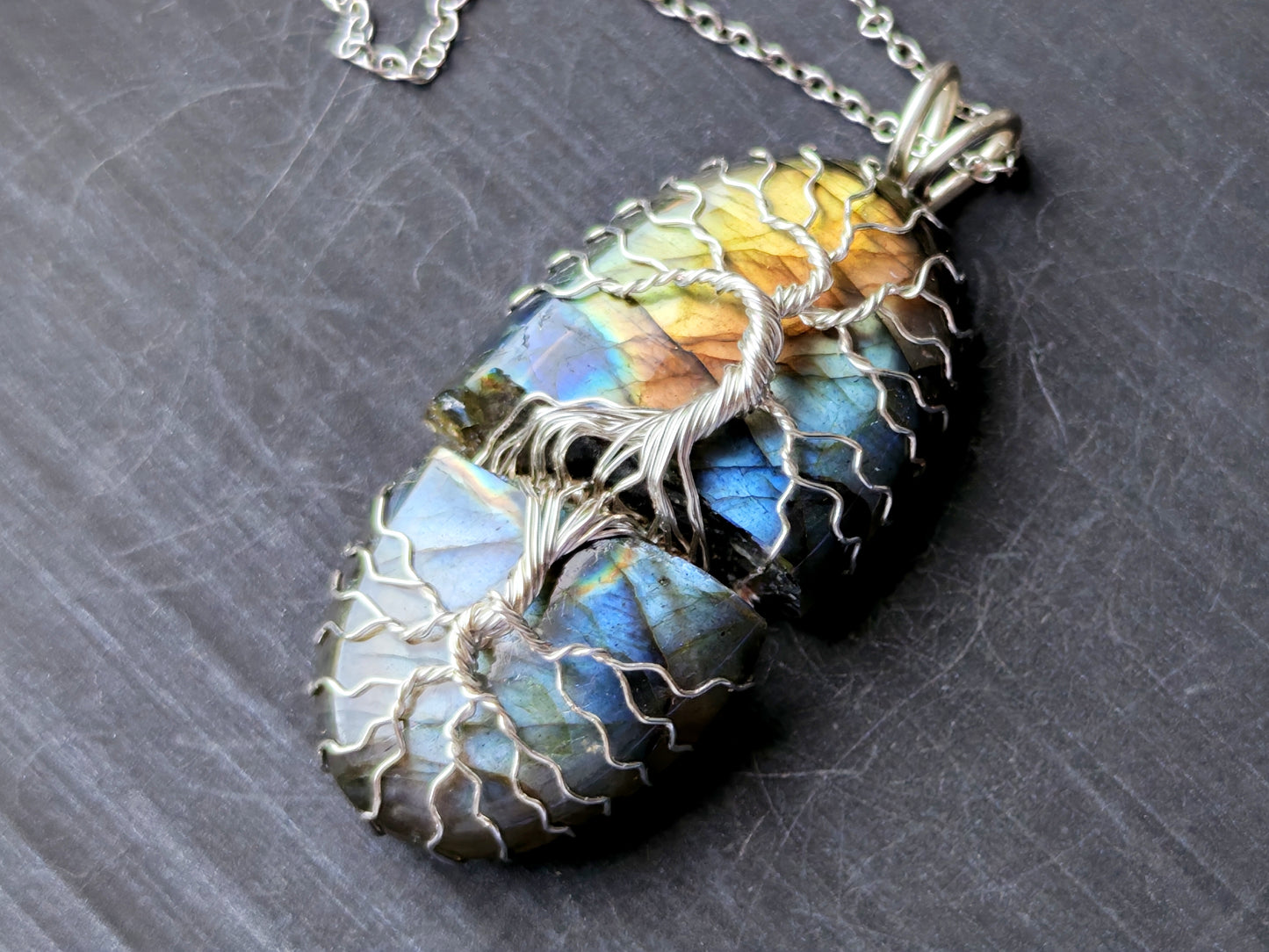 Tree pendant with a broken labradorite gemstone