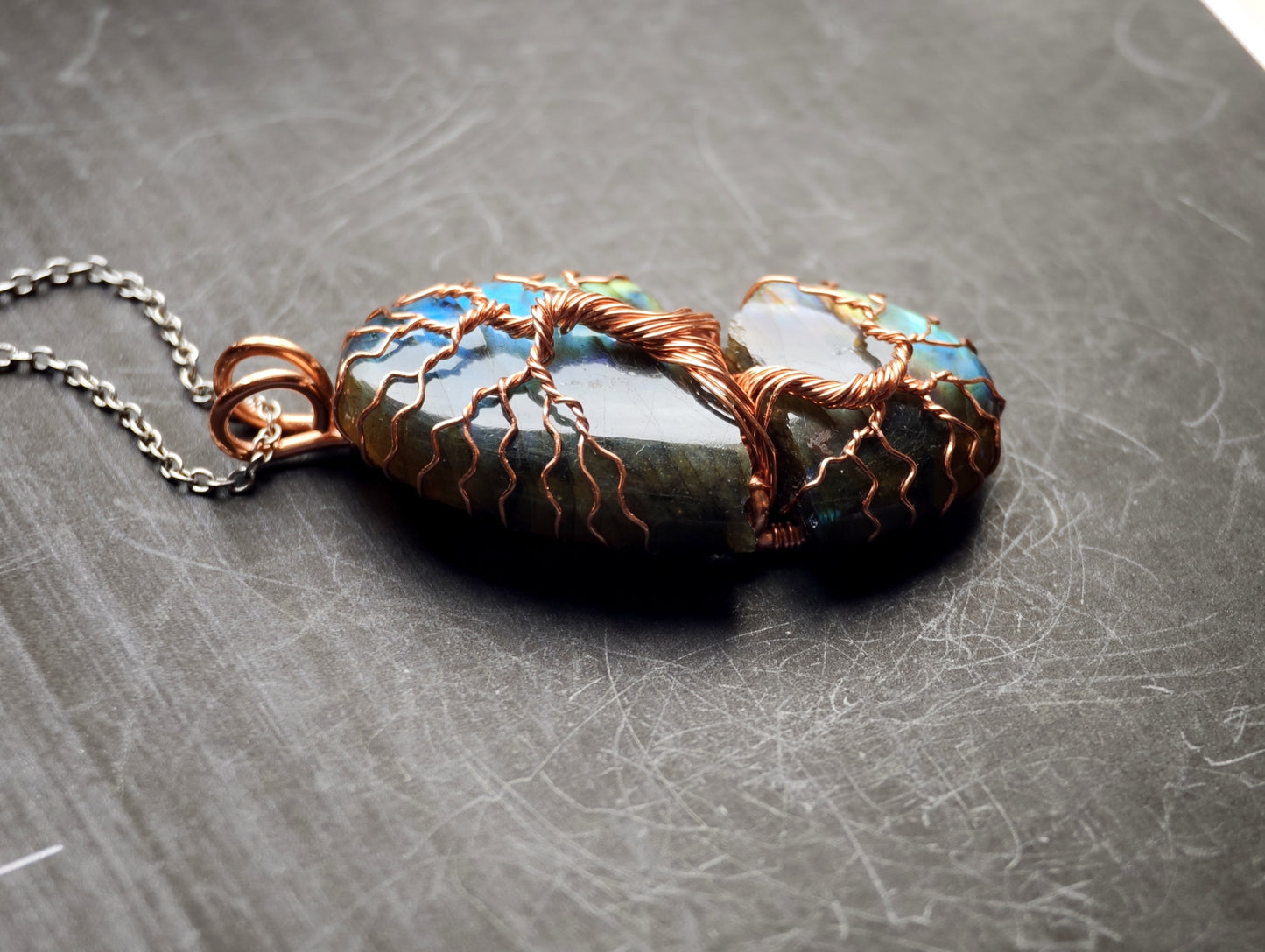 Tree pendant with a broken labradorite gemstone
