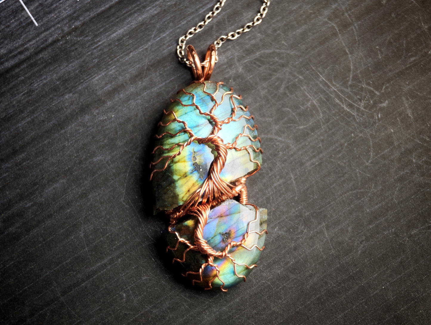 Tree pendant with a broken labradorite gemstone