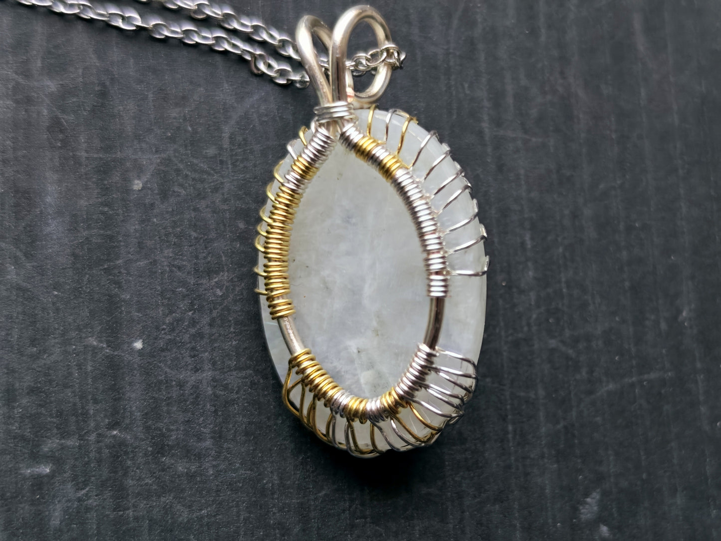 Fantasy inspired pendant: The Two Trees