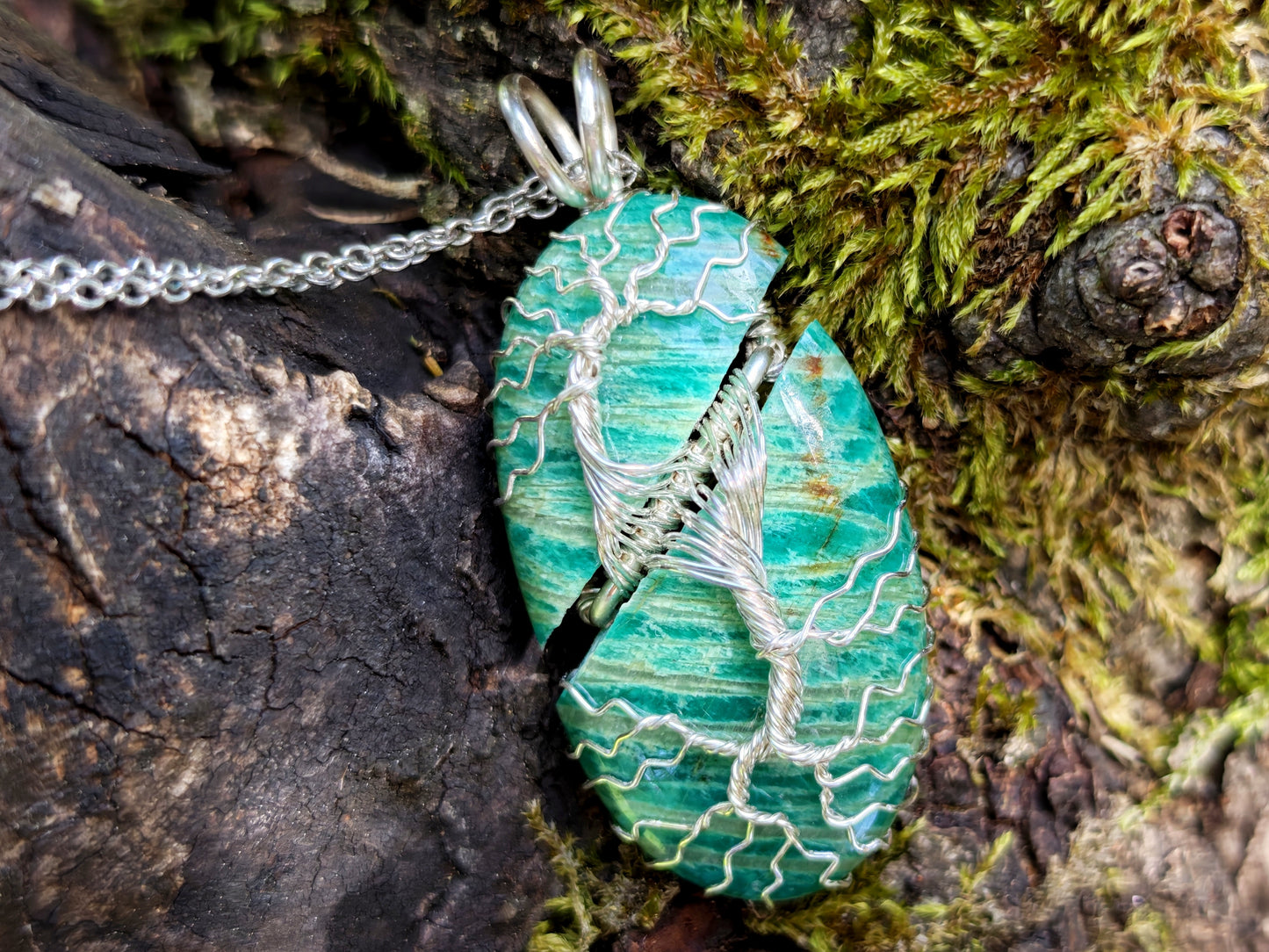 Tree pendant with a broken amazonite gemstone