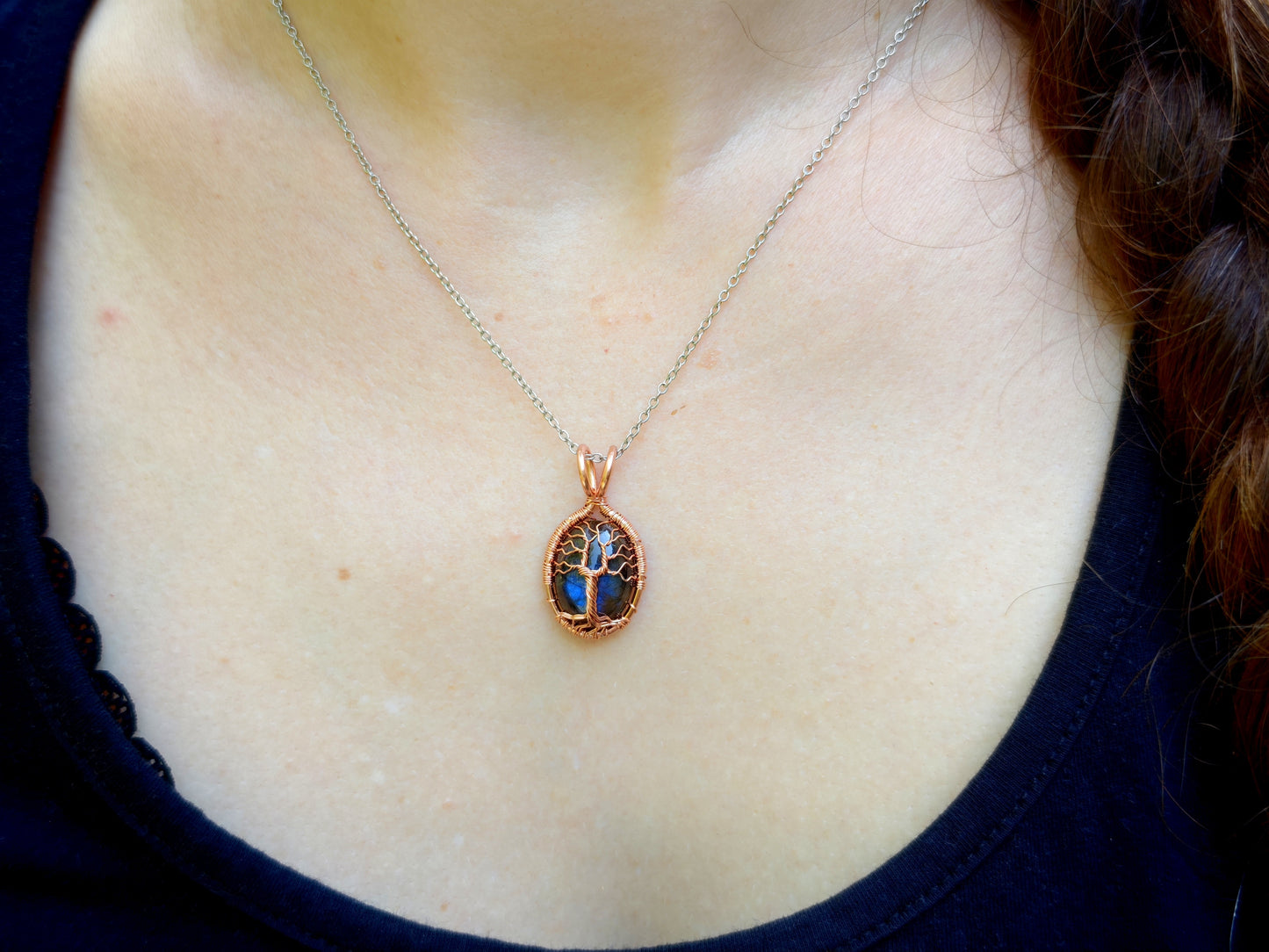 Tree pendant with a labradorite gemstone