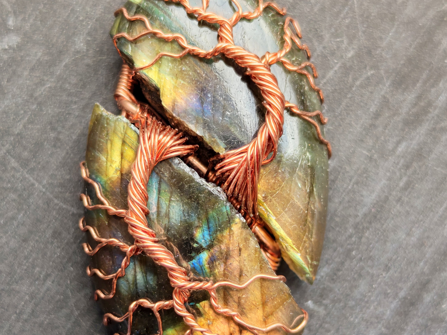 Tree pendant with a broken labradorite gemstone