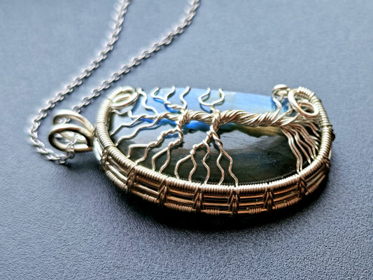 Tree pendant with a broken labradorite gemstone