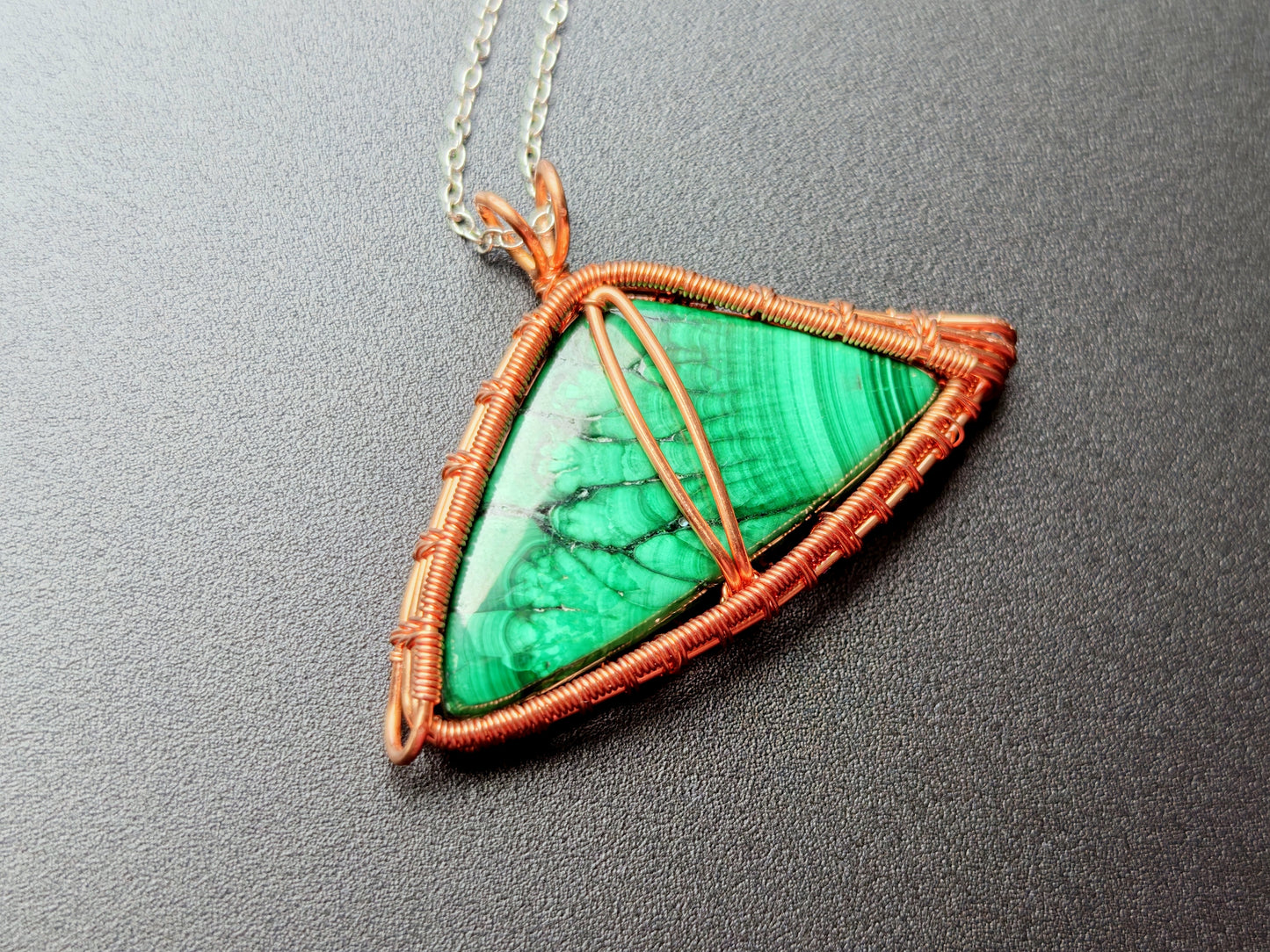Dragon's eye pendant with a malachite moonstone
