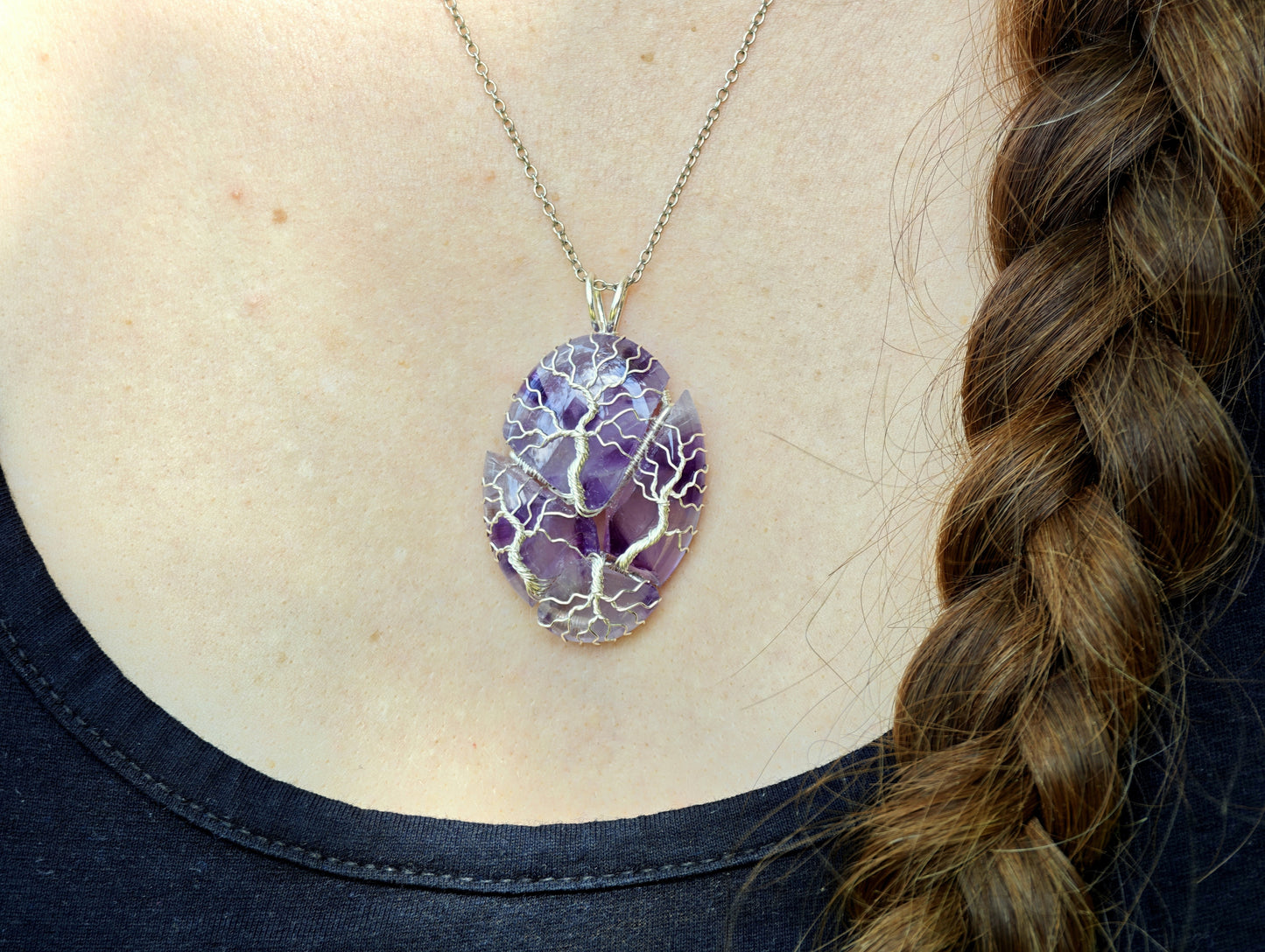 Tree pendant with a broken amethyst gemstone