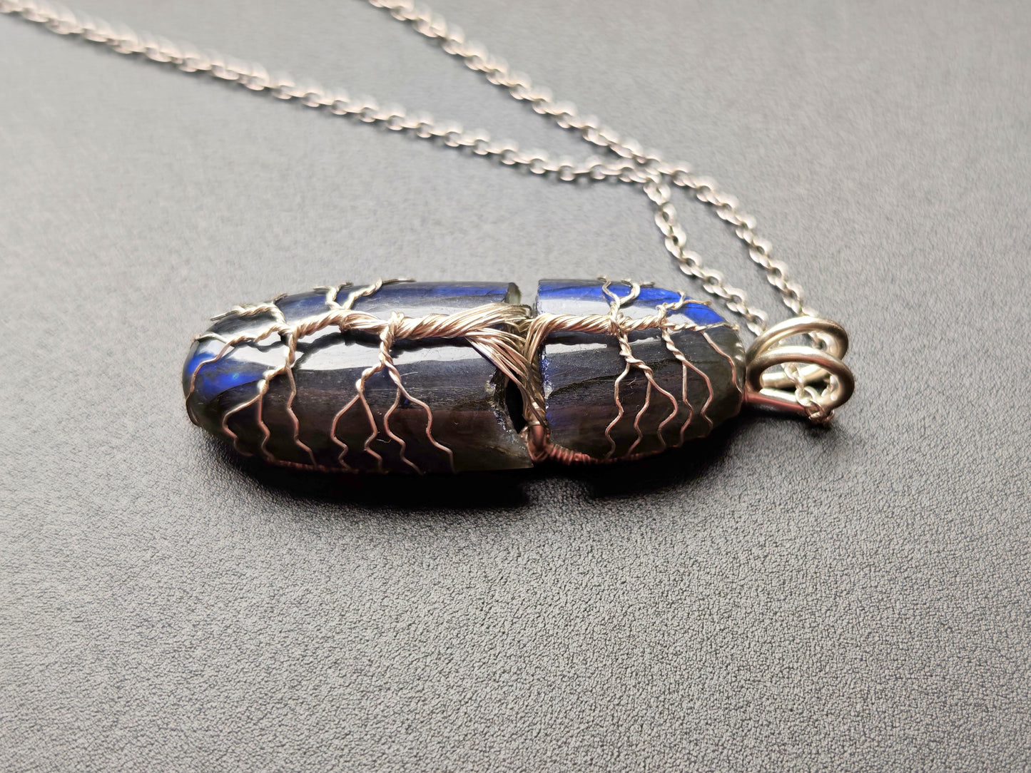 Tree pendant with a broken labradorite gemstone