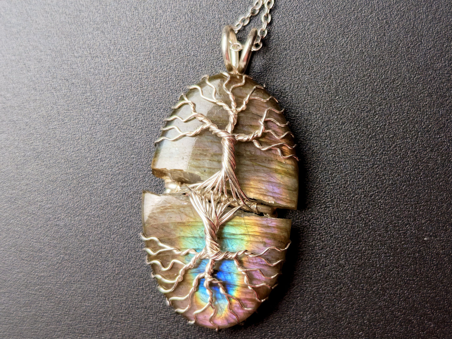 Tree pendant with a broken labradorite gemstone
