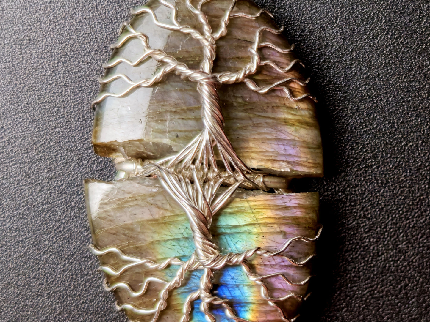 Tree pendant with a broken labradorite gemstone