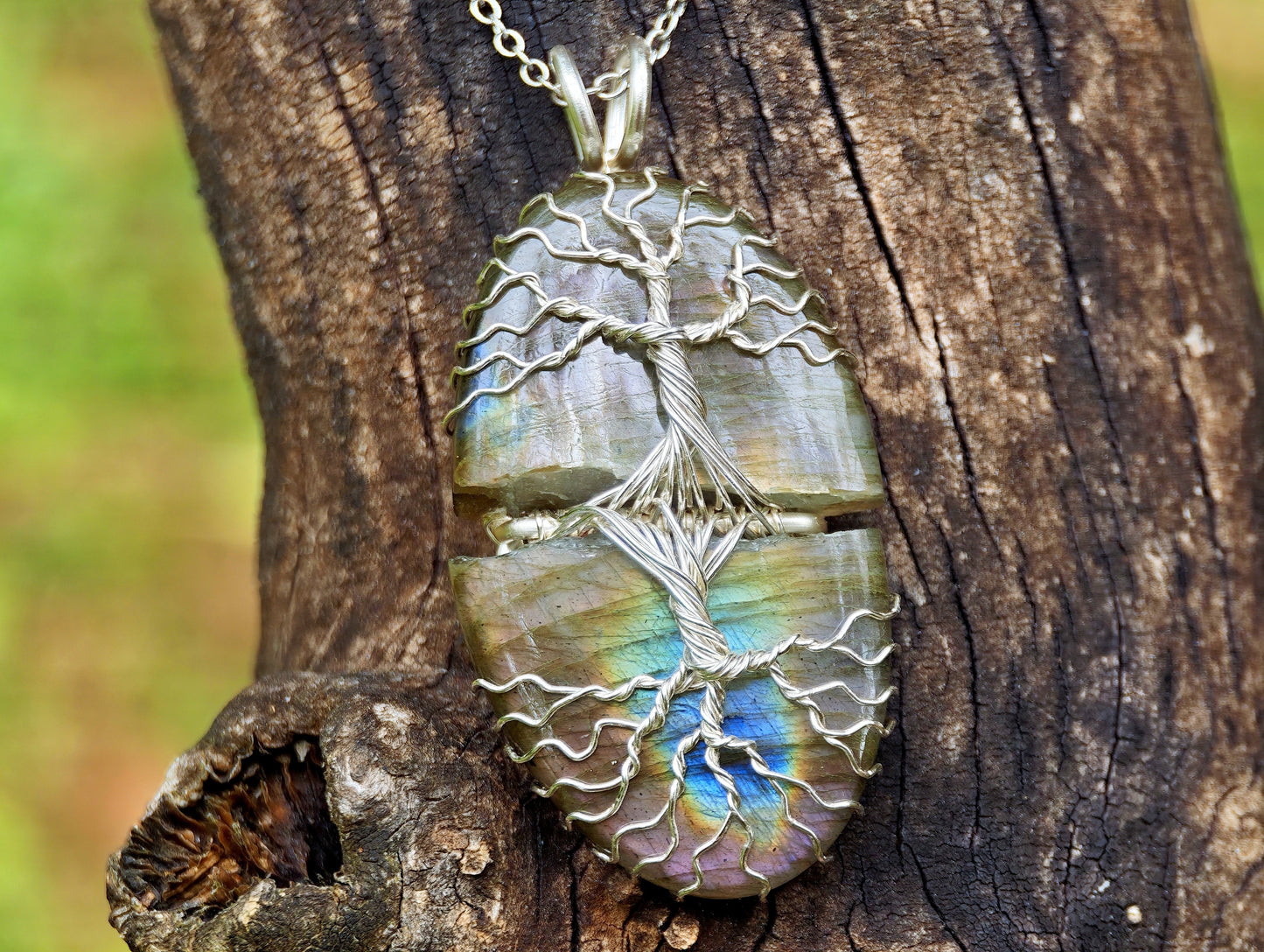 Tree pendant with a broken labradorite gemstone