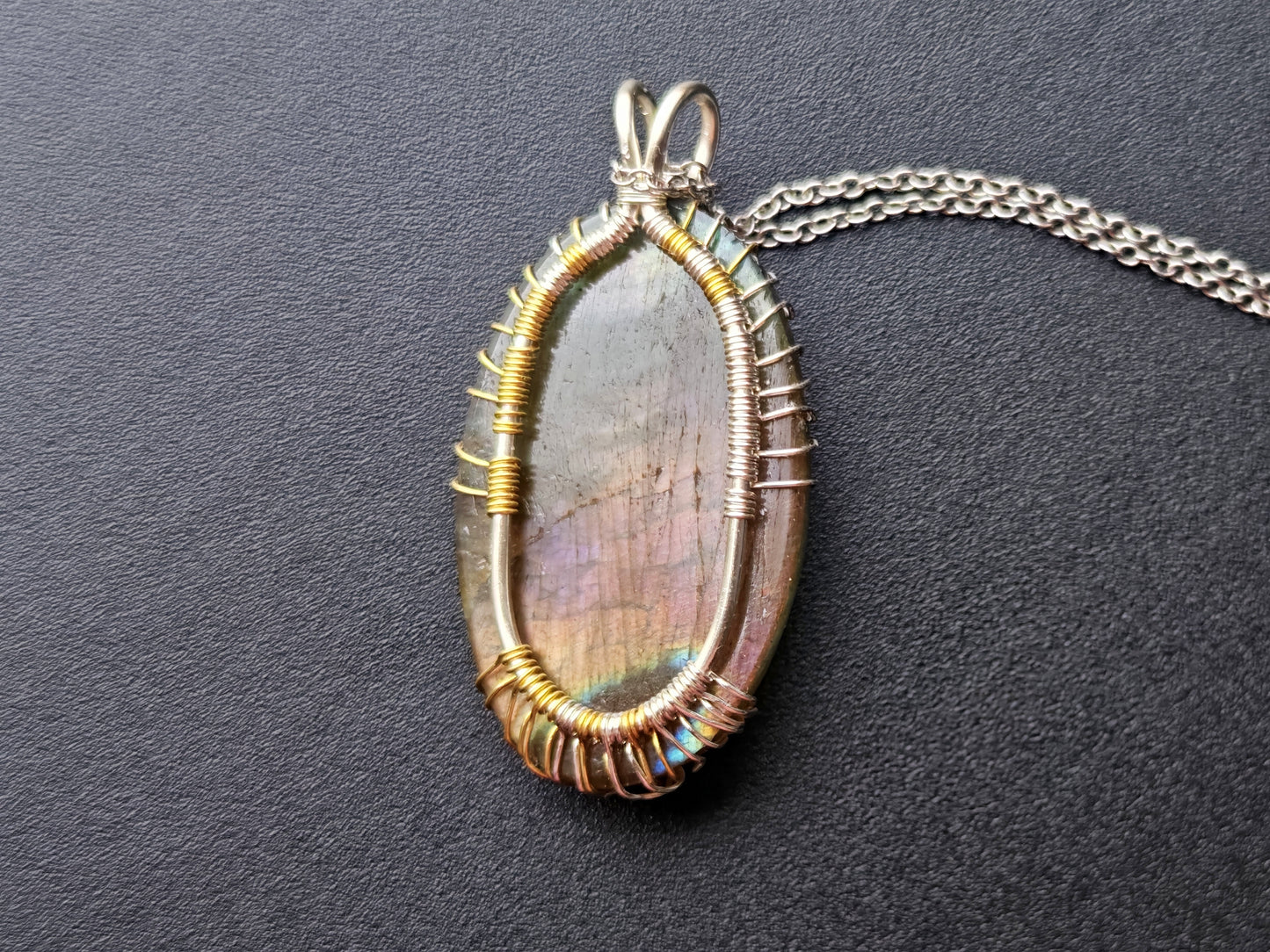 Fantasy inspired pendant: The Two Trees