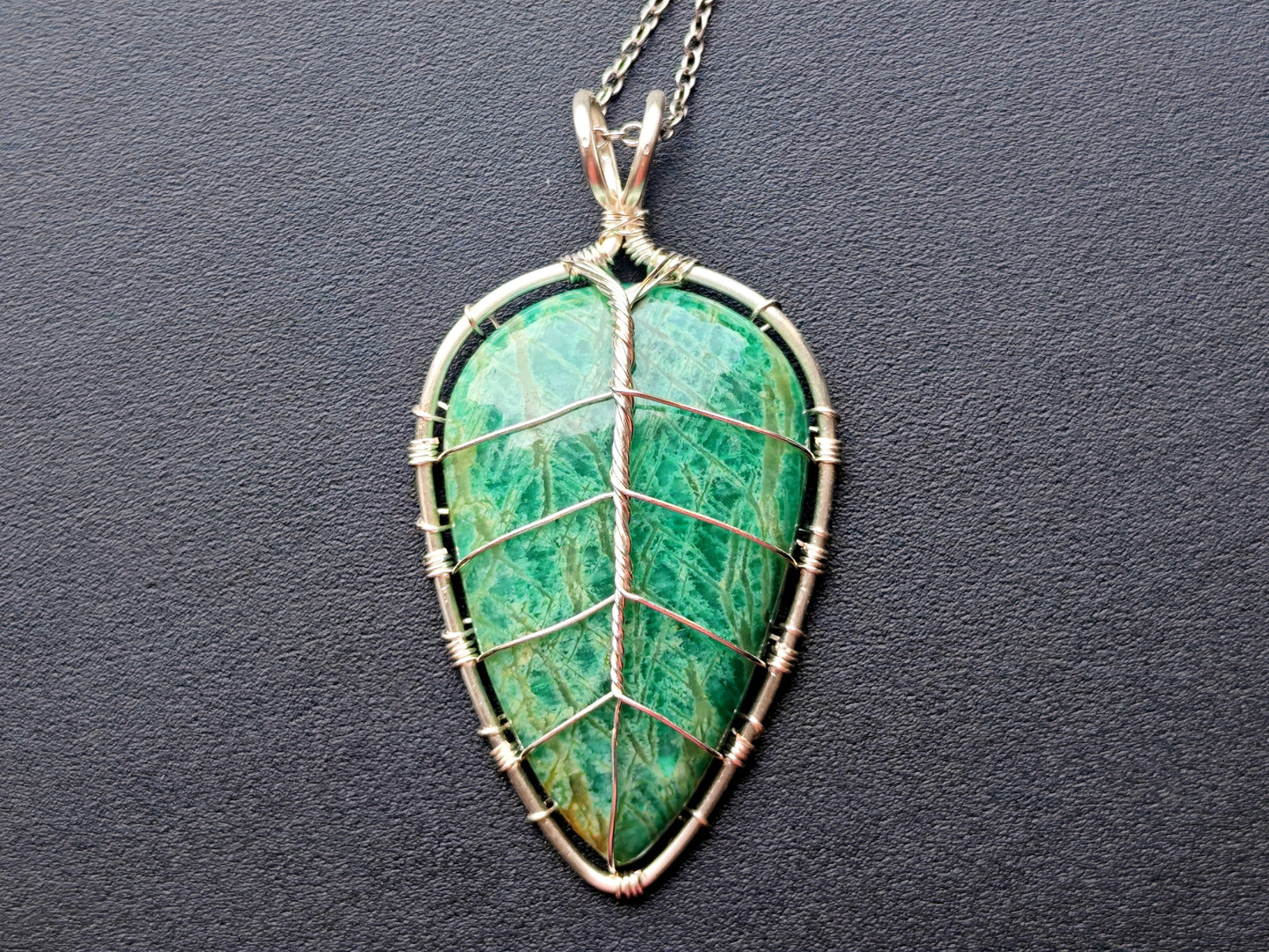 Leaf pendant with an amazonite gemstone