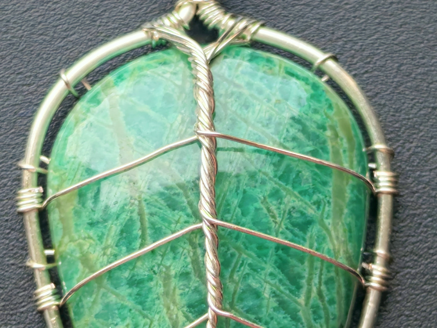 Leaf pendant with an amazonite gemstone