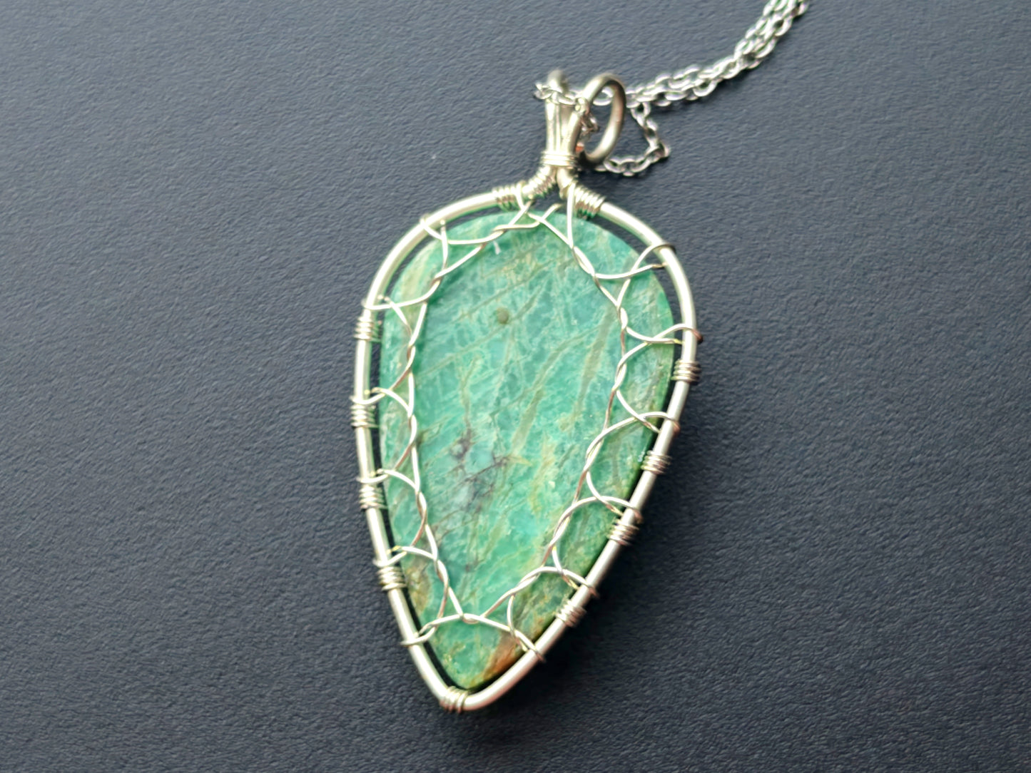 Leaf pendant with an amazonite gemstone