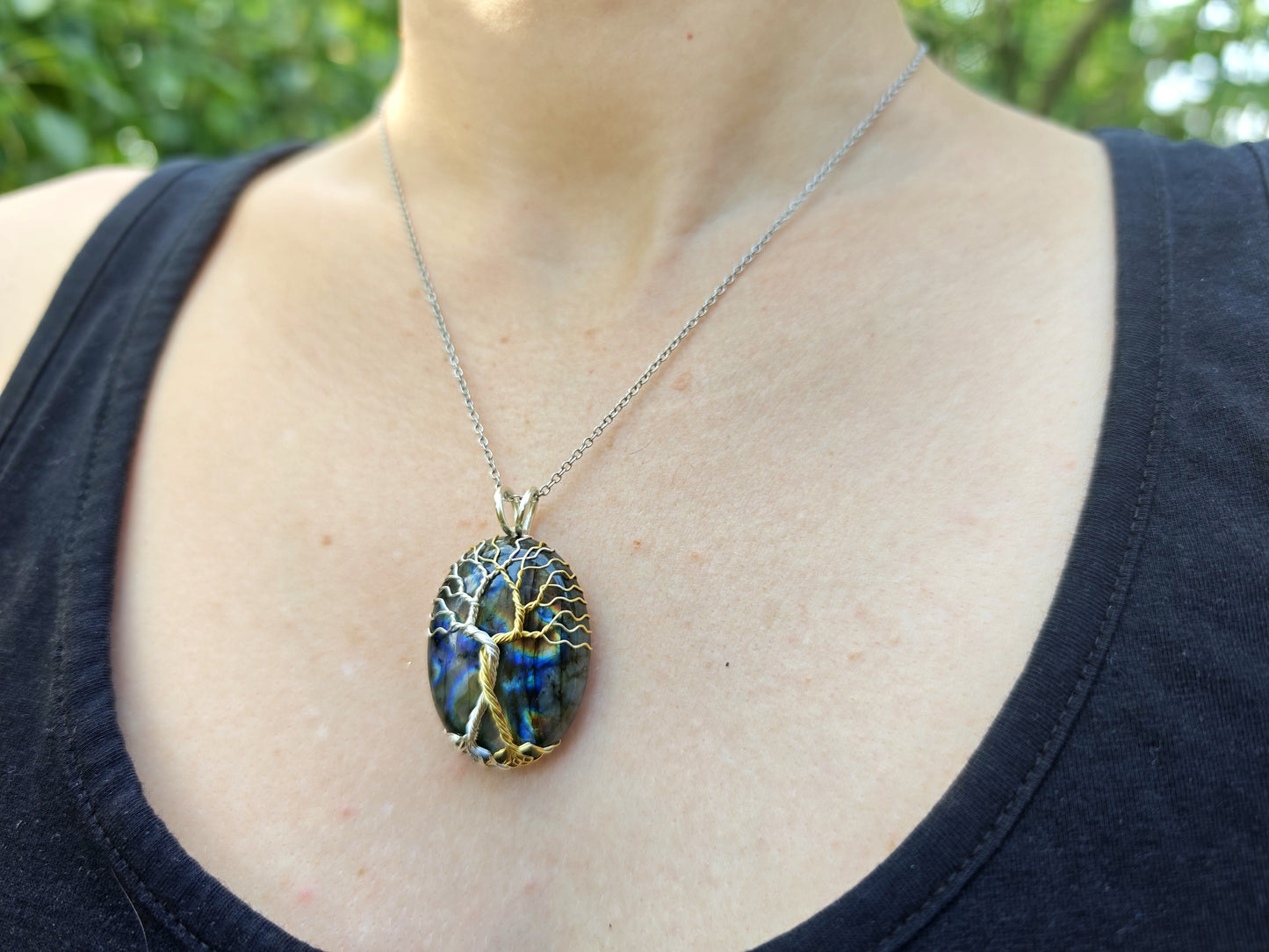 Fantasy inspired pendant: The Two Trees