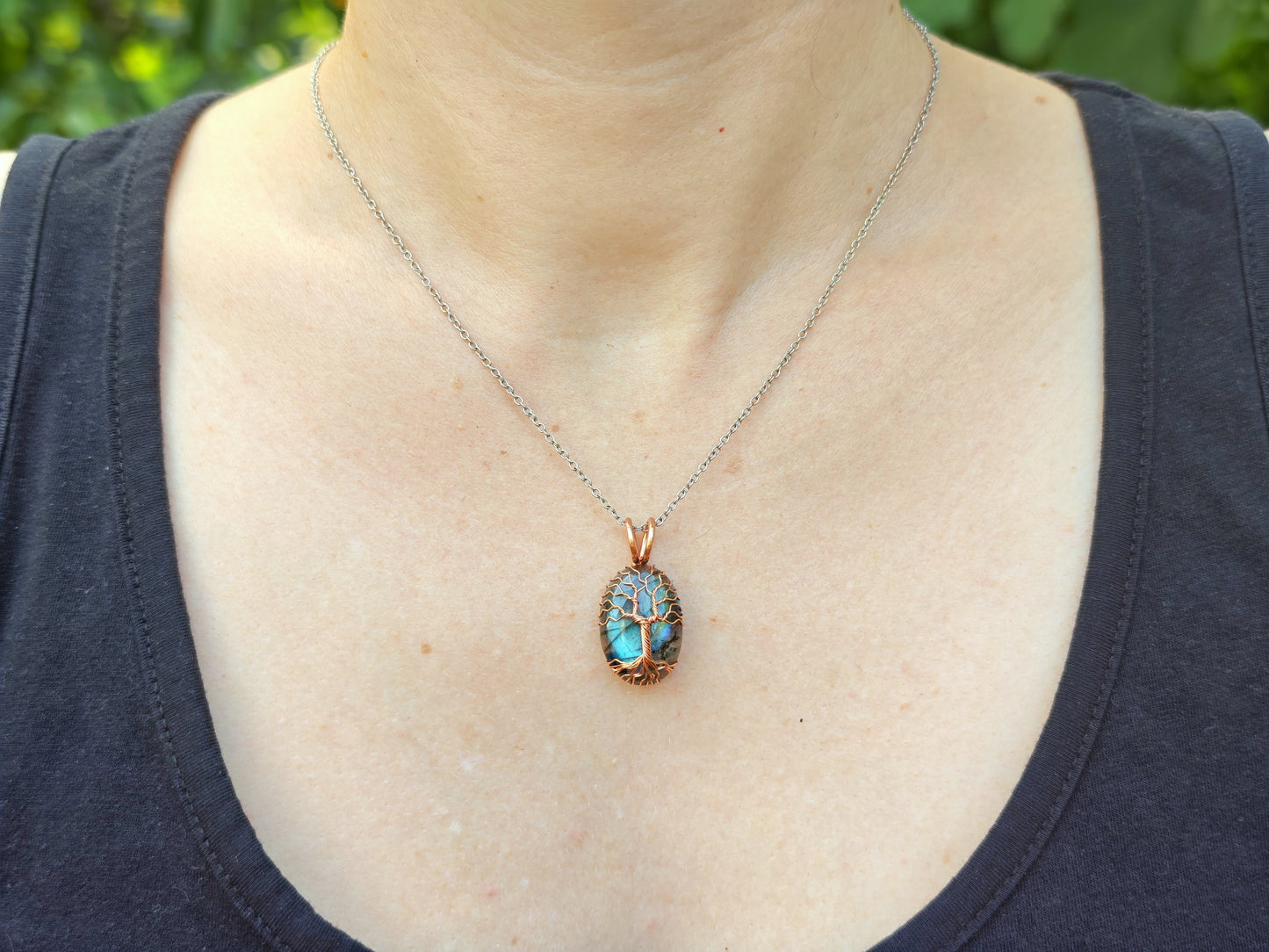 Tree pendant with a labradorite gemstone