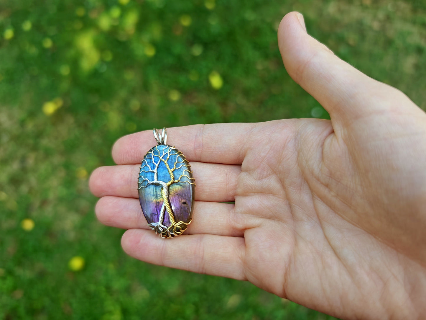 Fantasy inspired pendant: The Two Trees
