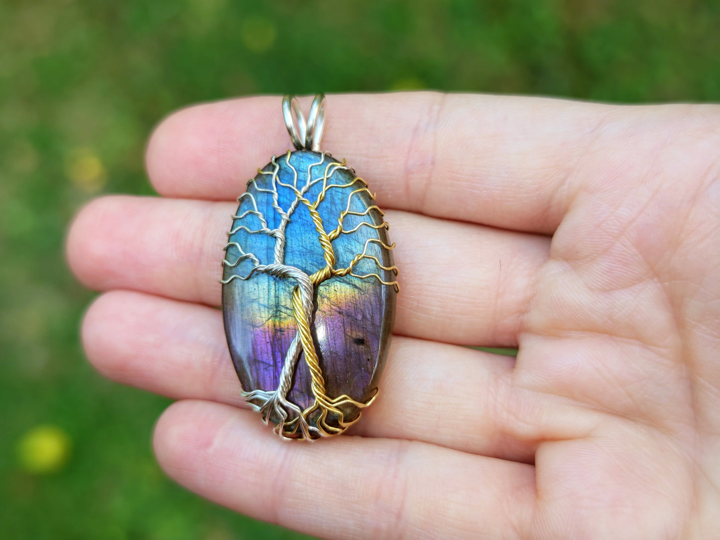 Fantasy inspired pendant: The Two Trees