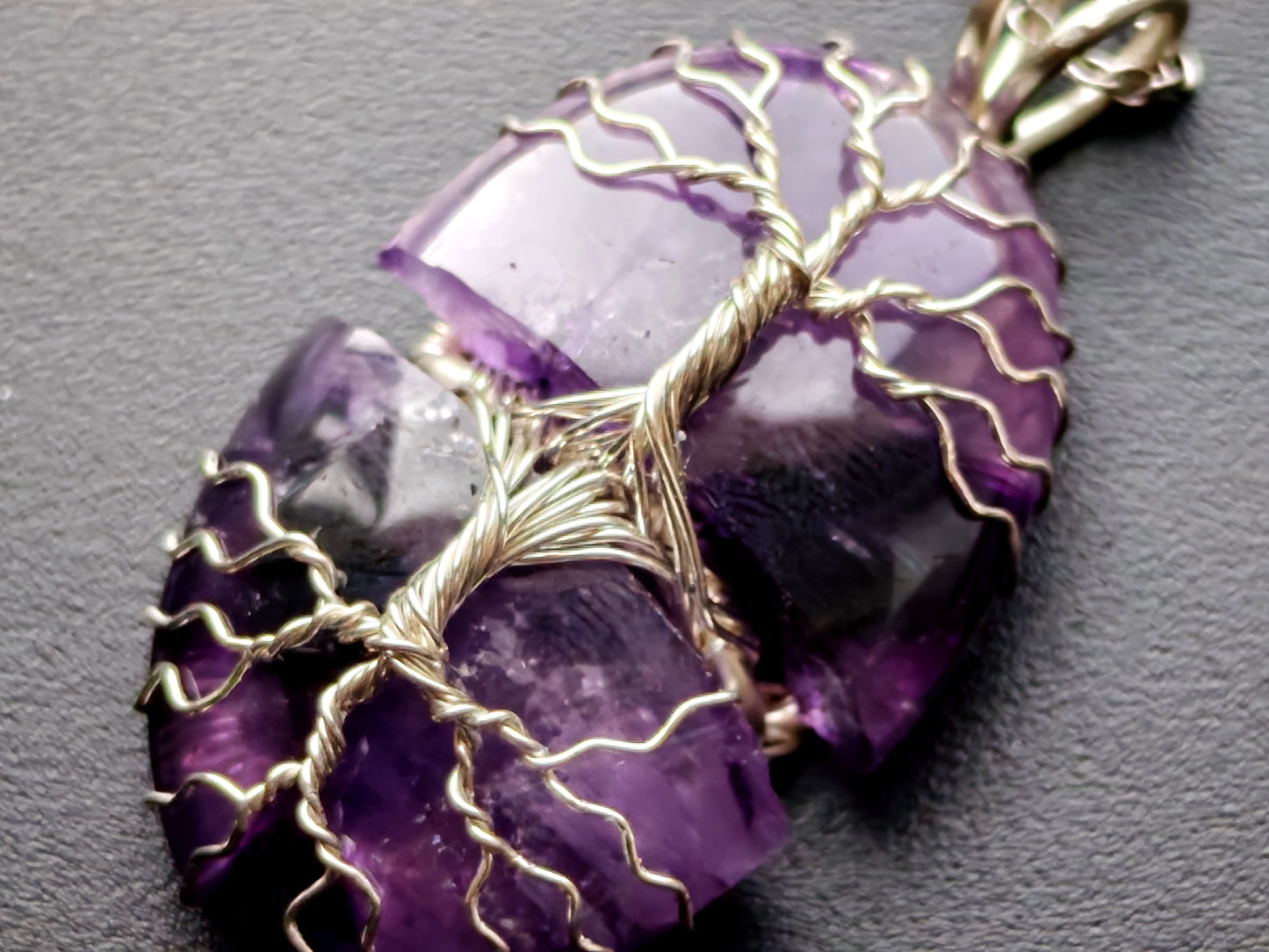 Tree pendant with a broken labradorite gemstone