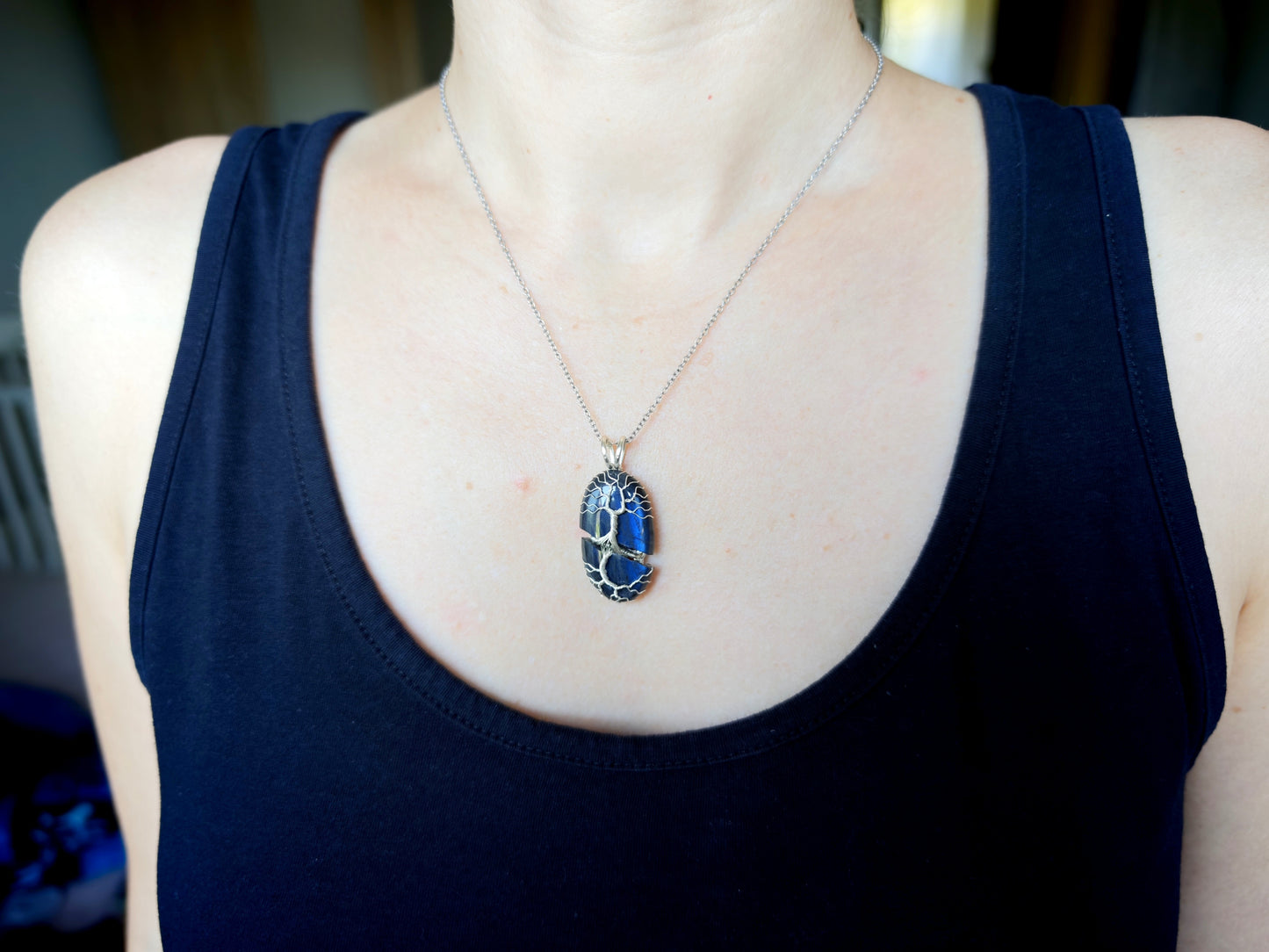 Tree pendant with a broken labradorite gemstone