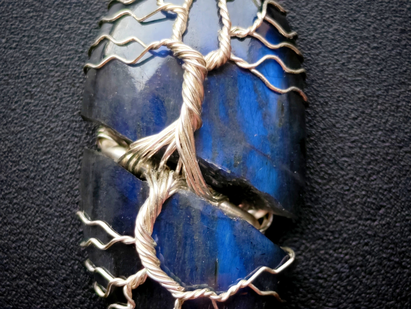 Tree pendant with a broken labradorite gemstone