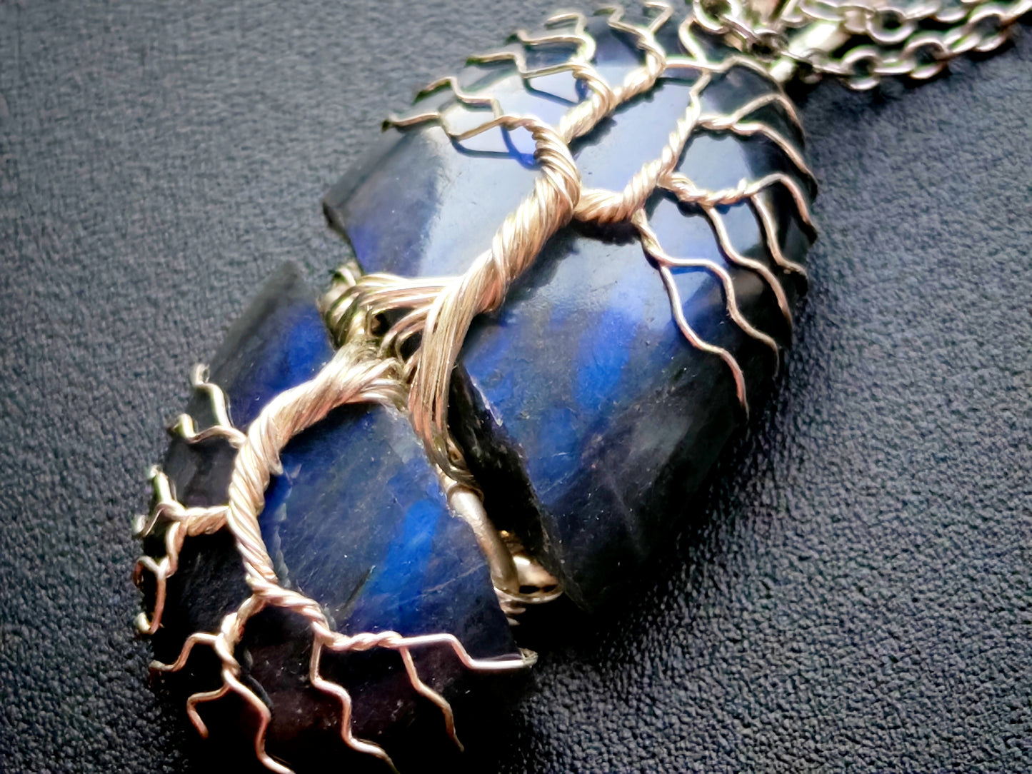 Tree pendant with a broken labradorite gemstone