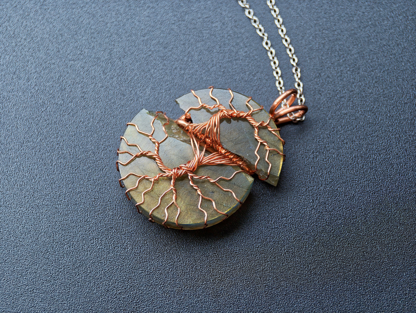 Tree pendant with a broken labradorite gemstone