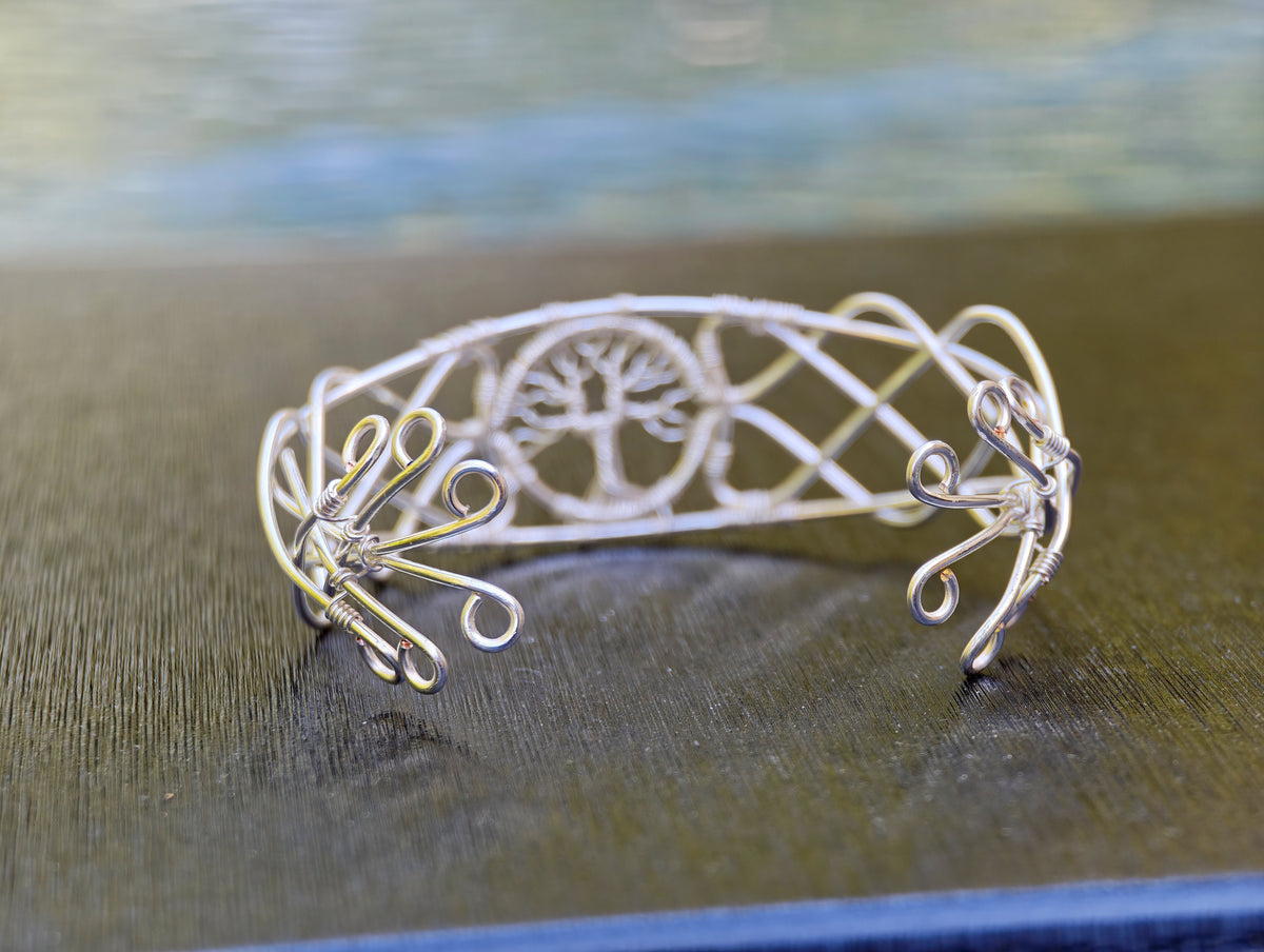 Cuff tree bracelet