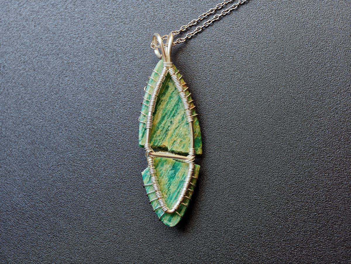 Shattered Amazonite tree jewelry set – Pendant & Earrings